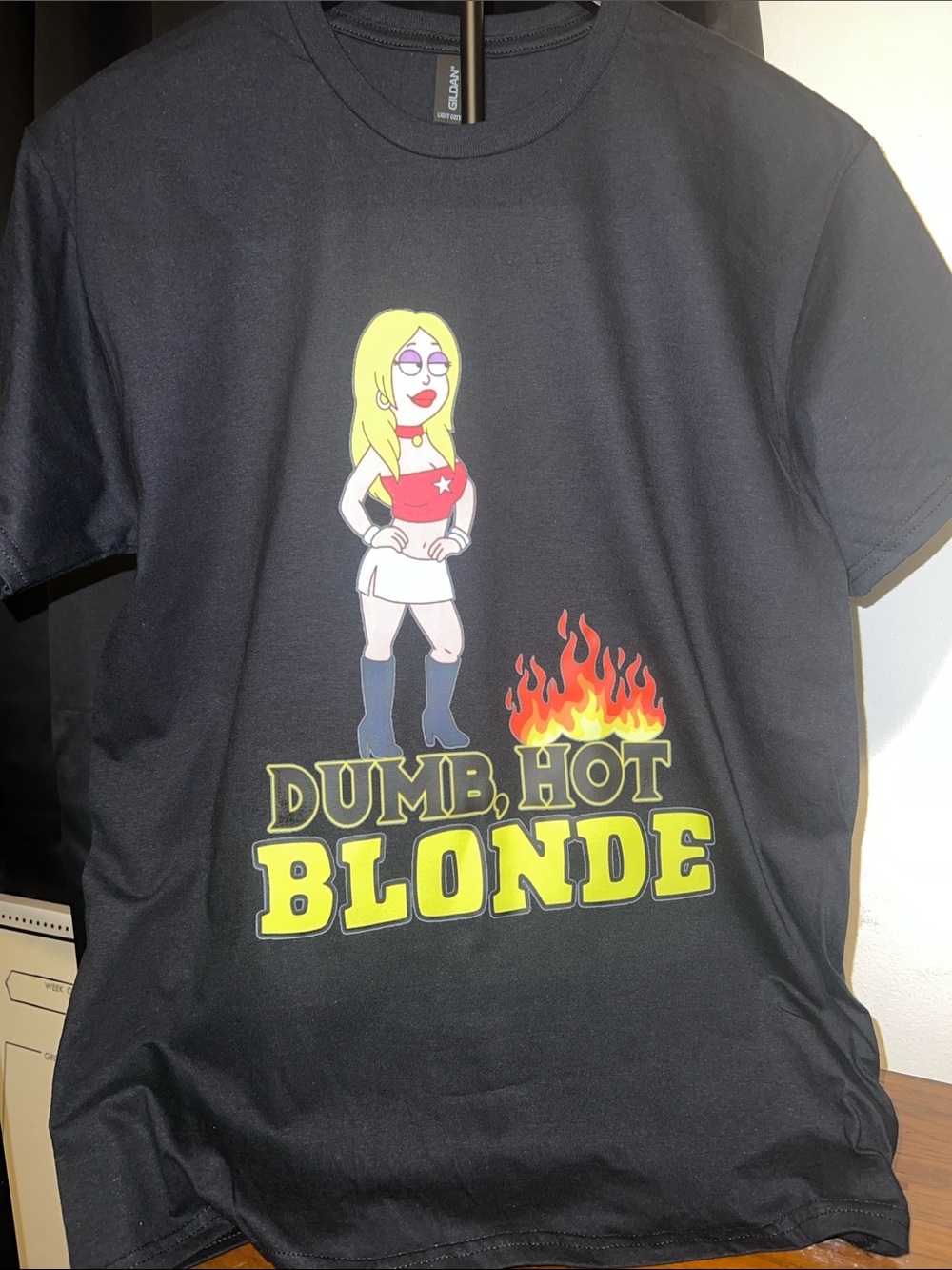 NEW! DUMB HOT BLONDE tshirt
